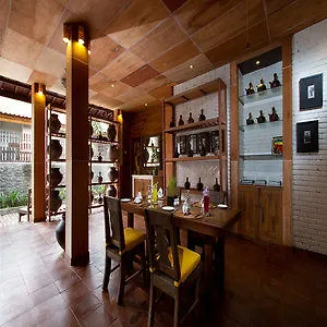 Villa Alam Bidadari *